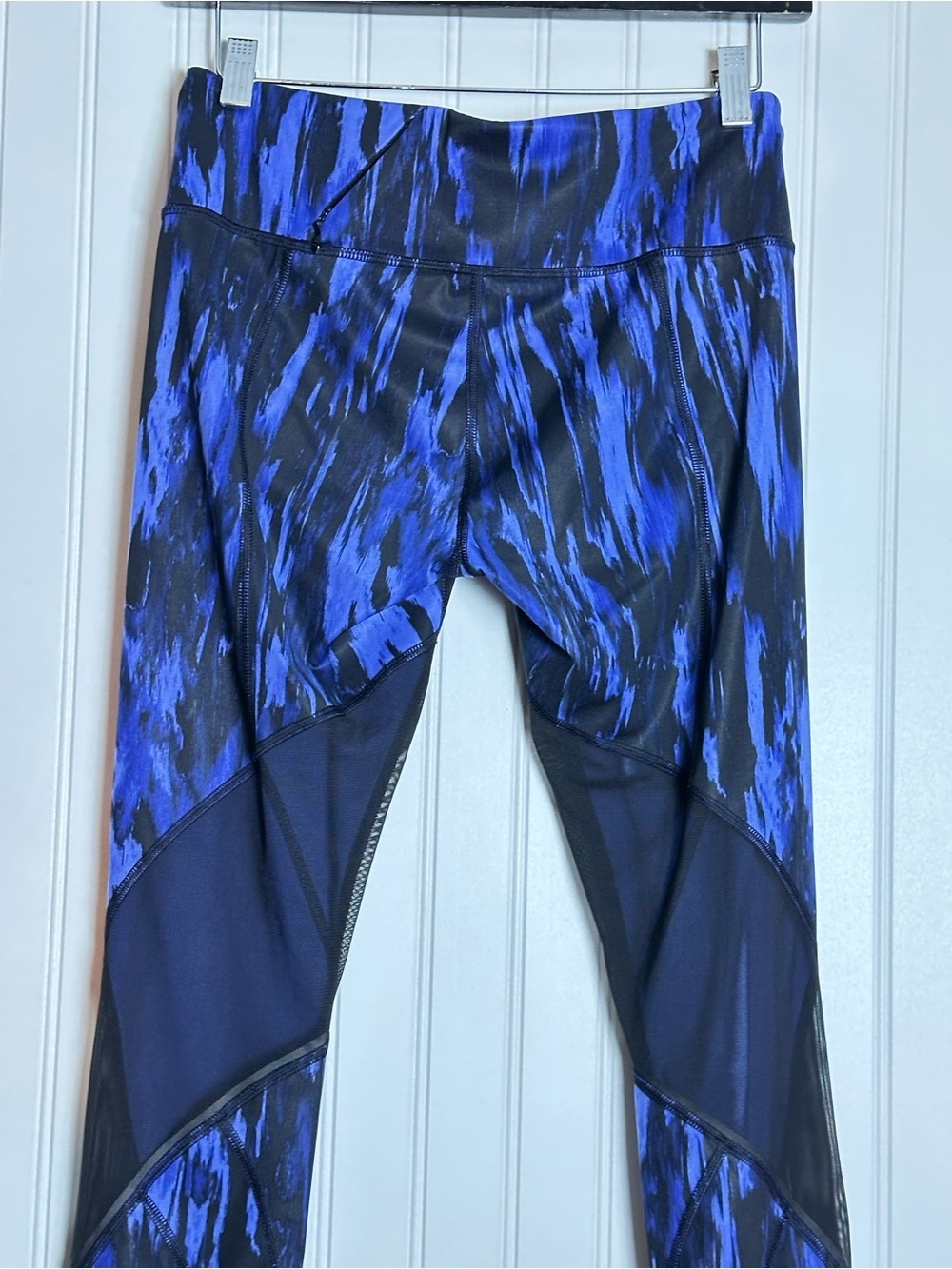 Lululemon All Meshed Up 7/8 Tight size 6 Black Blue Mesh Athletic Wear - Picture 9 of 14
